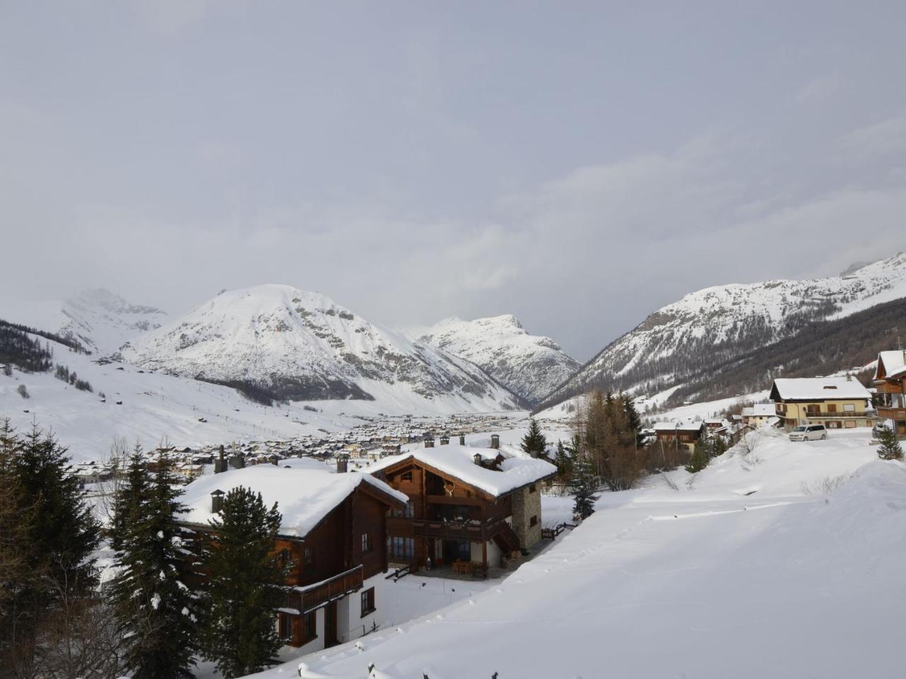 Tranquil Holiday Home In Livigno Italy Near Ski Area Ngoại thất bức ảnh